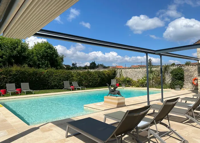 Hotel-Restaurant Le Chateau De Besseuil, Macon Nord - Teritoria