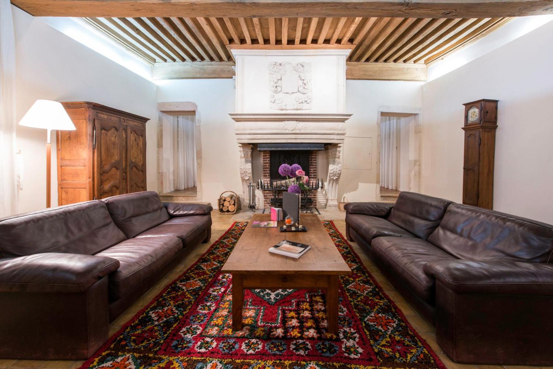 Hotel-restaurant Le Chateau De Besseuil, Macon Nord - Teritoria Hotel