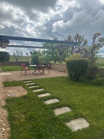 Hotel Hotel-restaurant Le Chateau De Besseuil, Macon Nord - Teritoria 4*